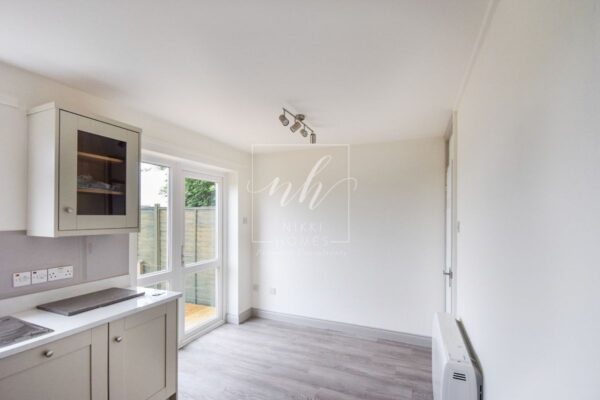 Rumer Close, Long Marston, Stratford-upon-Avon