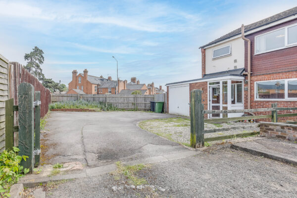 Evesham Road, Stratford-Upon-Avon, CV37