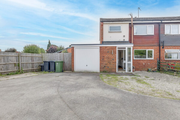 Evesham Road, Stratford-Upon-Avon, CV37
