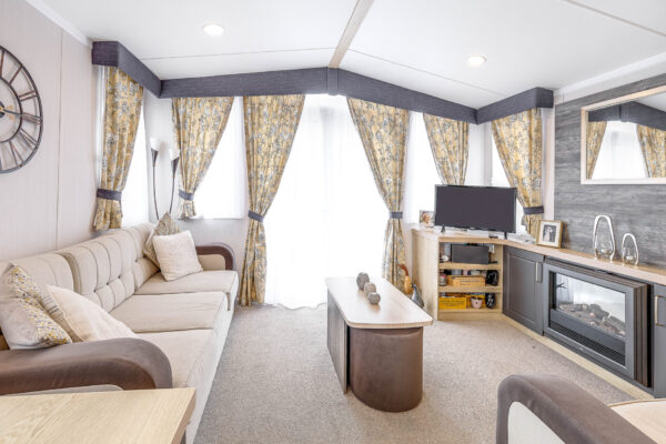 Tiddington Road, Stratford Upon Avon, CV37