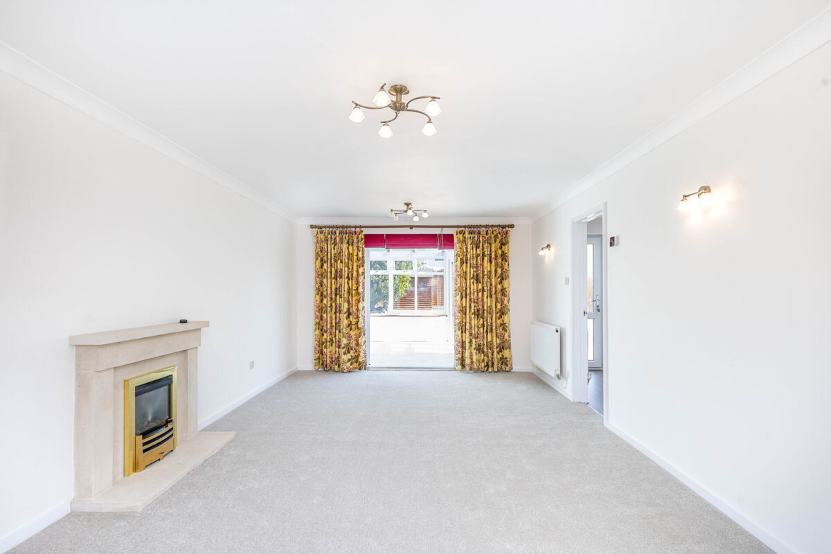 St. Andrews Crescent, Stratford-Upon-Avon, CV37