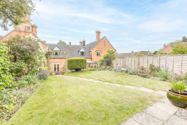 Church Road, Snitterfield, CV37