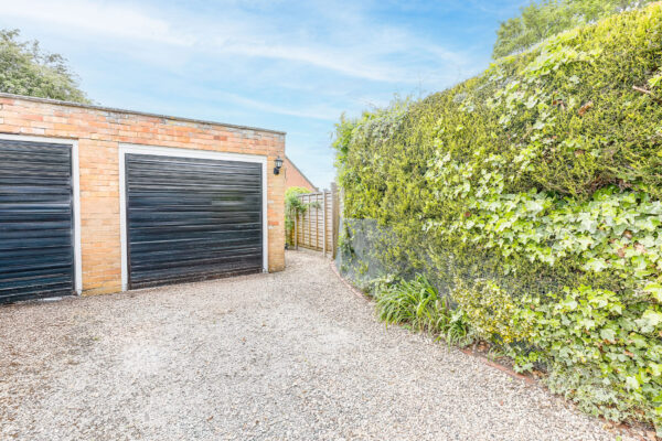 Church Road, Snitterfield, CV37