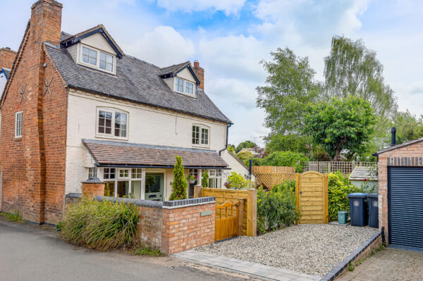 The Green, Snitterfield, CV37