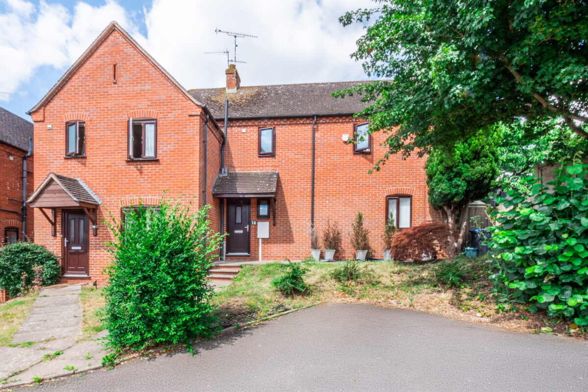 Hurdlers Lane, Snitterfield, CV37