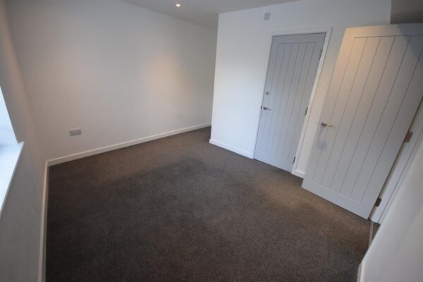Flat 1,  Birmingham Road, Warwick