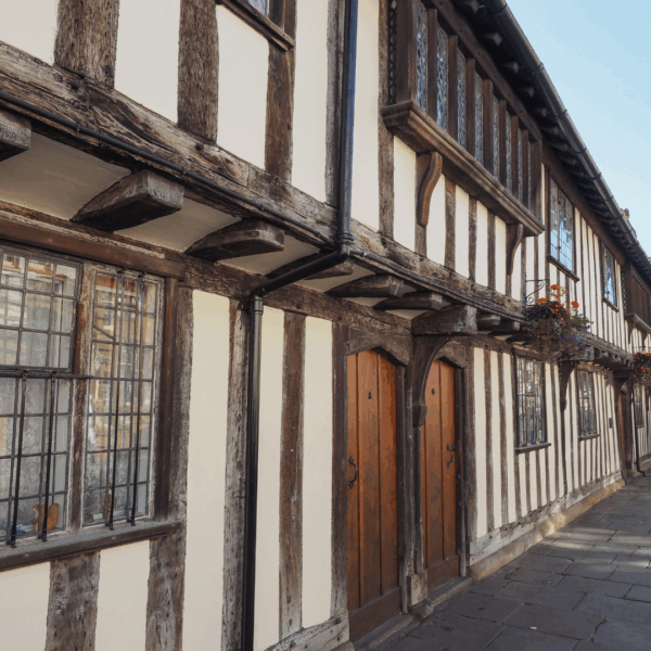 Estate agents Nikki Homes Stratford upon avon
