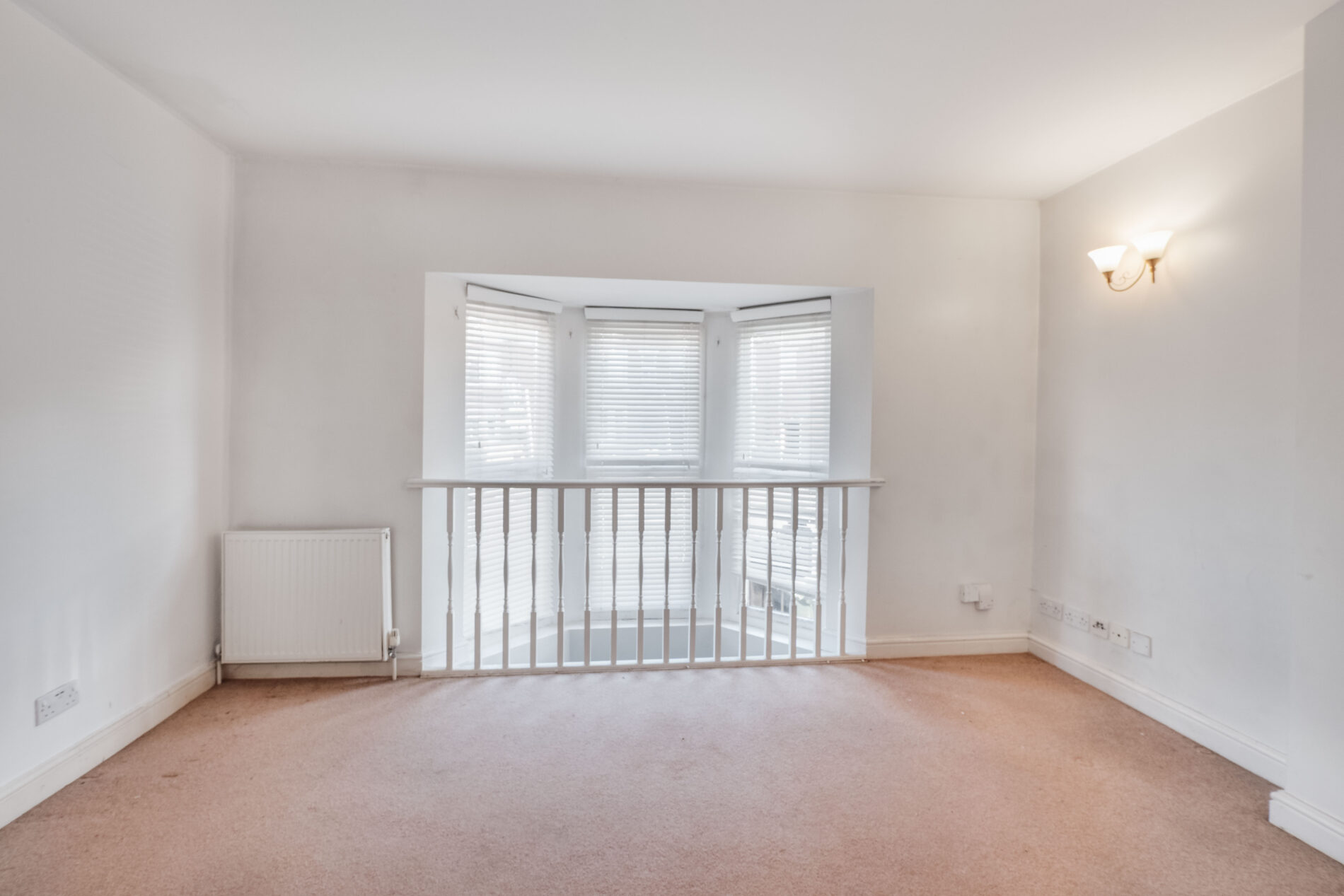 Town centre location with PRIVATE Garden, Duplex Apartment, Stratford upon Avon