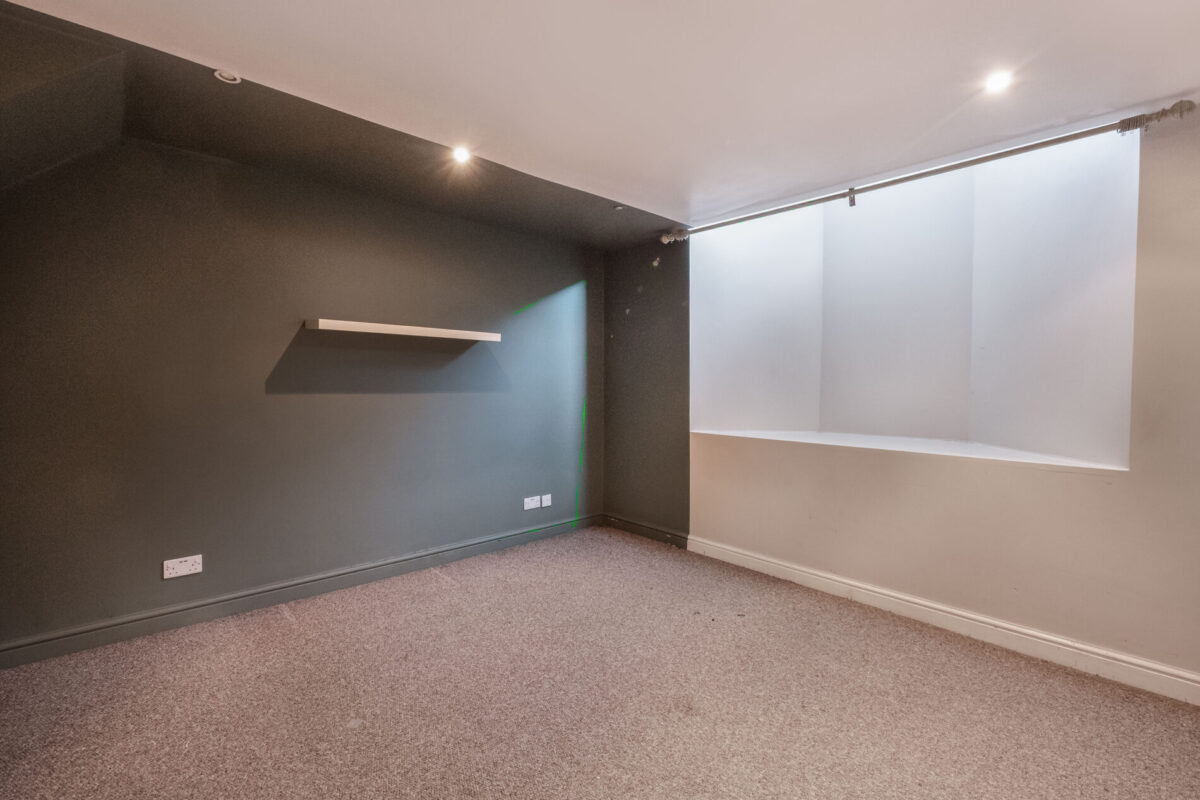 Town centre location with PRIVATE Garden, Duplex Apartment, Stratford upon Avon