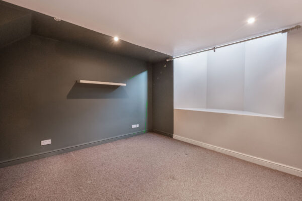 Town centre location with PRIVATE Garden, Duplex Apartment, Stratford upon Avon