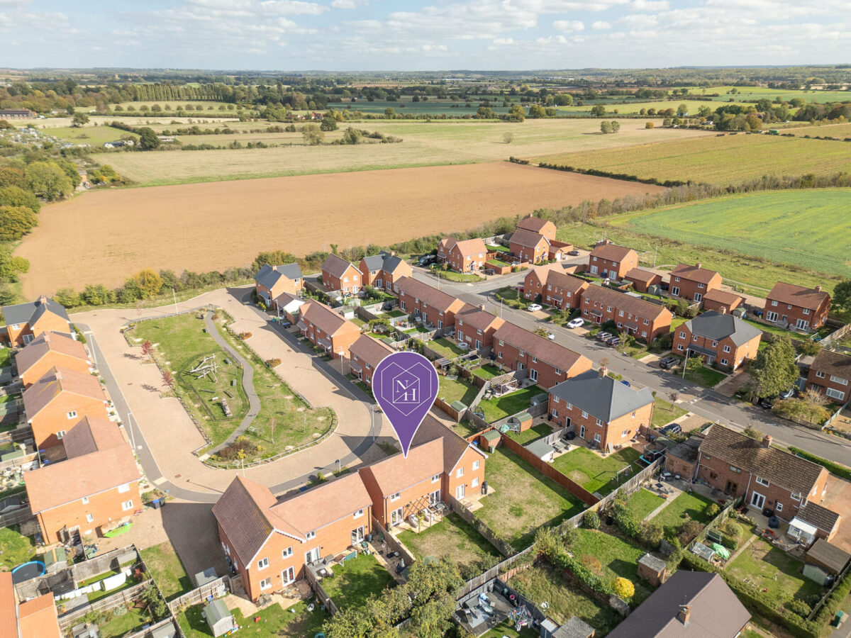 Claude Eliot Way, Tiddington, CV37