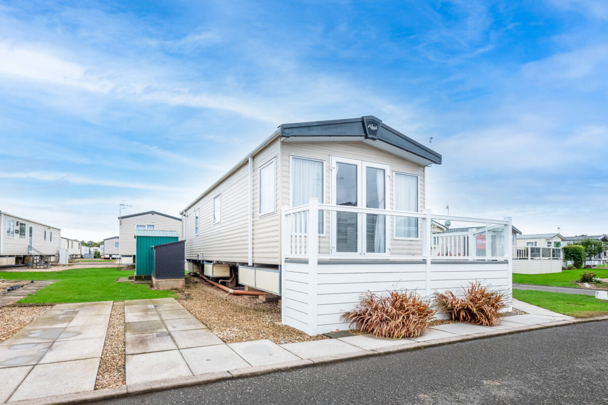 Rayford Park, Tiddington Road, CV37