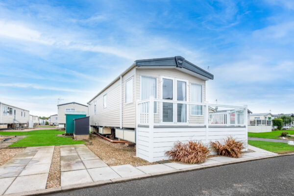 Rayford Park, Tiddington Road, CV37