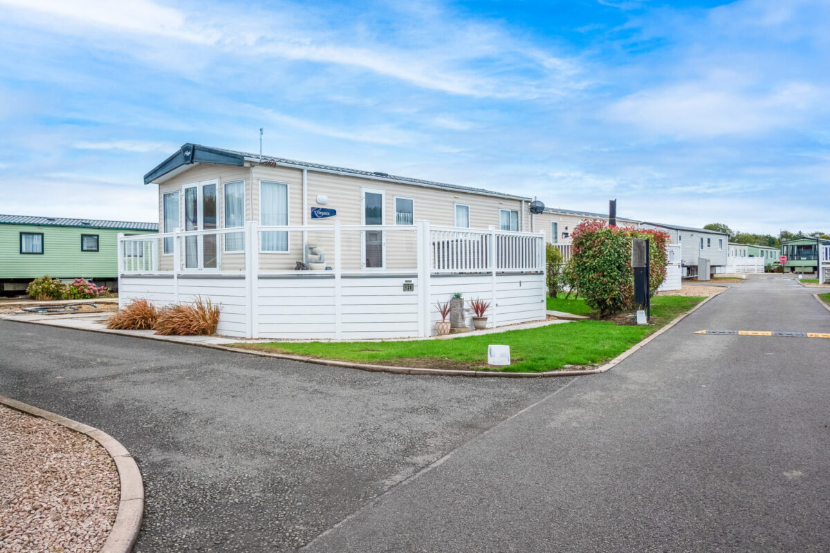 Rayford Park, Tiddington Road, CV37