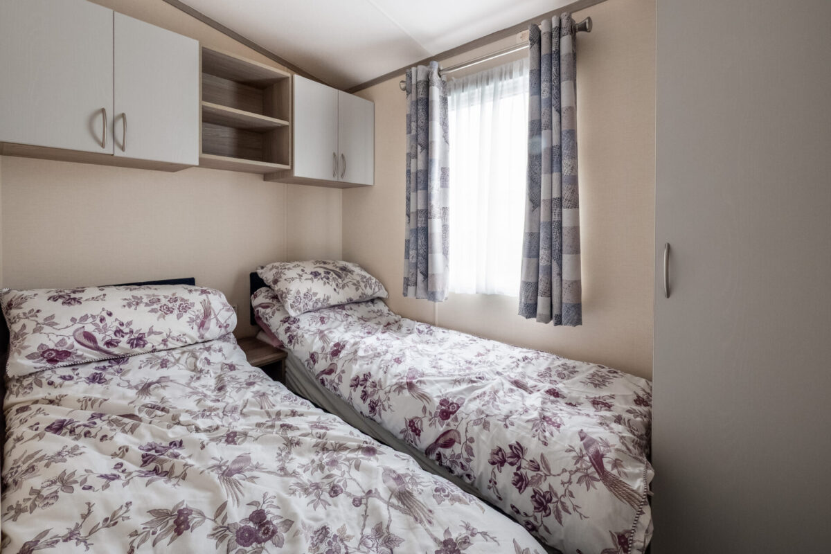 Rayford Park, Tiddington Road, CV37