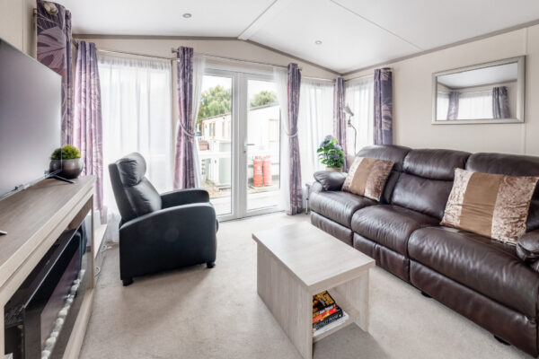 Rayford Park, Tiddington Road, CV37