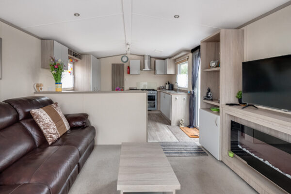 Rayford Park, Tiddington Road, CV37
