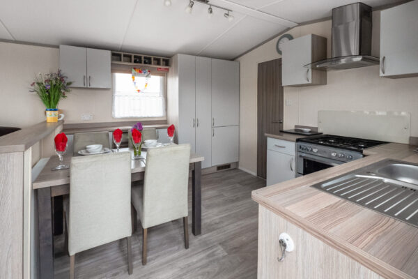 Rayford Park, Tiddington Road, CV37