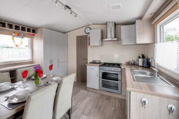 Rayford Park, Tiddington Road, CV37