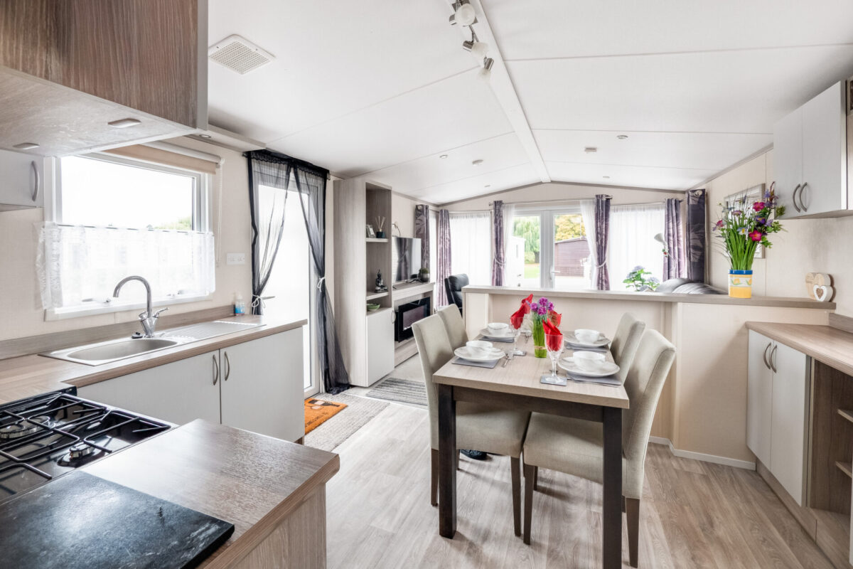 Rayford Park, Tiddington Road, CV37