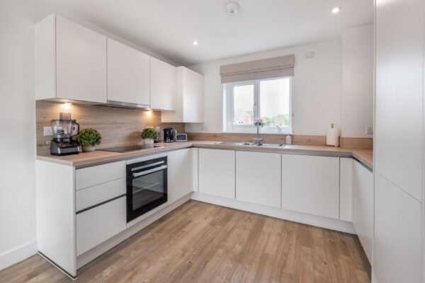 Claude Eliot Way, Tiddington, CV37