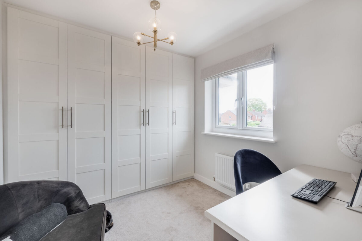 Claude Eliot Way, Tiddington, CV37