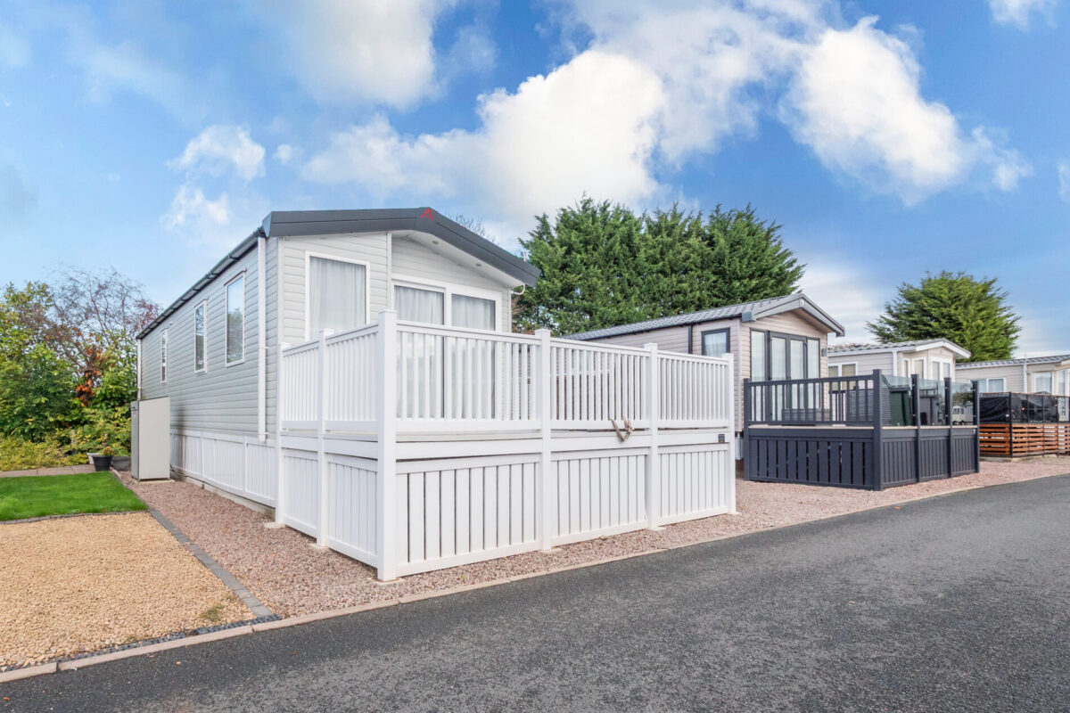 Avon Park, Warwick Road, CV37