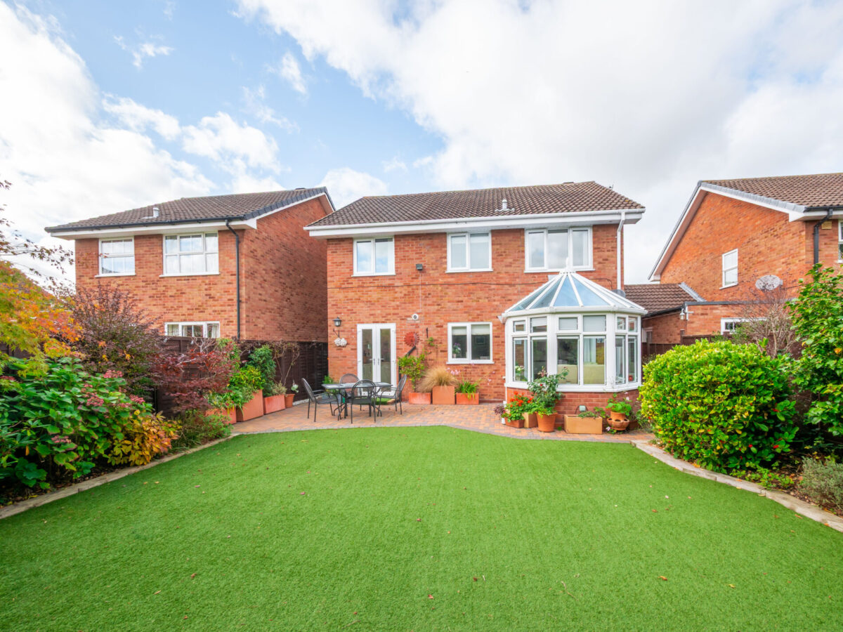St. Martins Close, Stratford-Upon-Avon, CV37