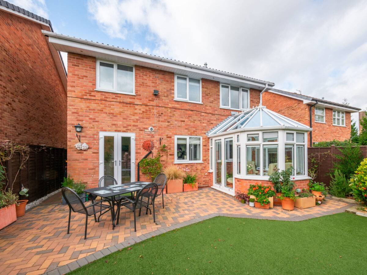 St. Martins Close, Stratford-Upon-Avon, CV37