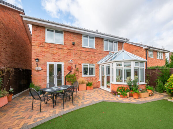 St. Martins Close, Stratford-Upon-Avon, CV37