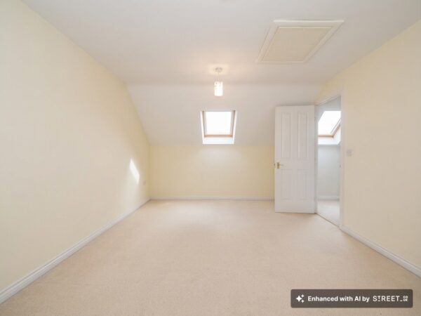 Congreve Way, Stratford - GARAGE and Parking