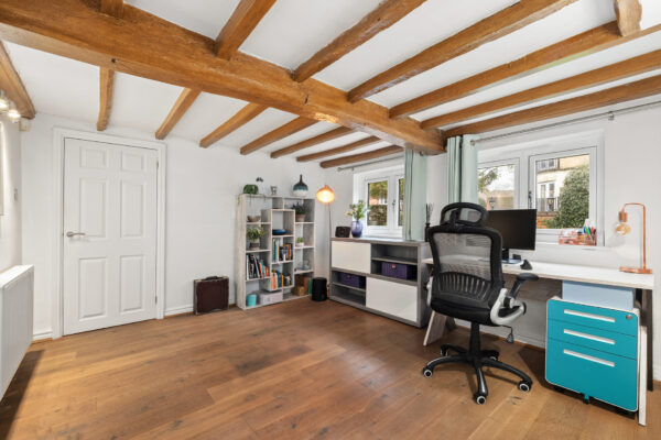 Dickens Heath Road, Shirley, B90