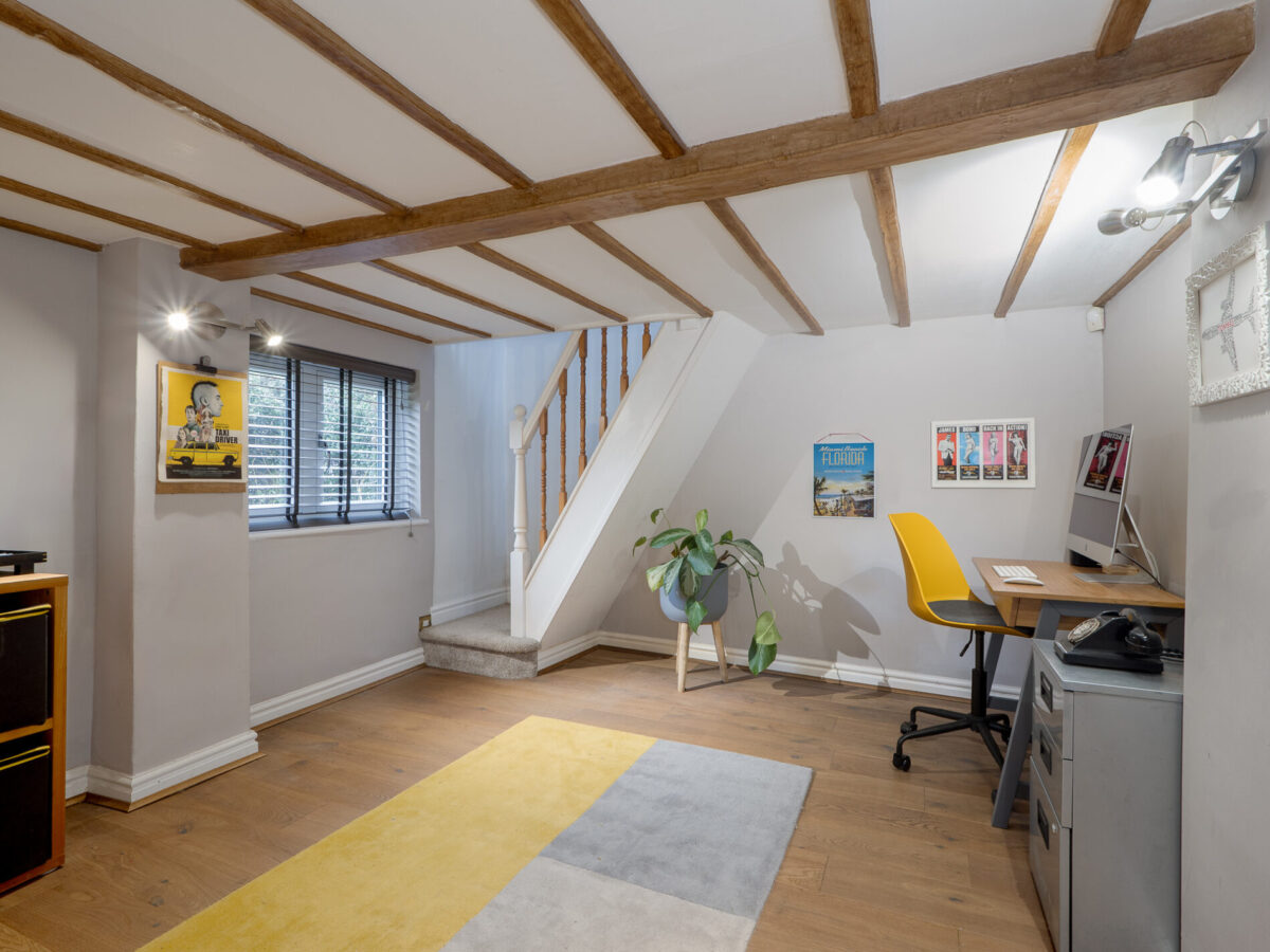 Dickens Heath Road, Shirley, B90