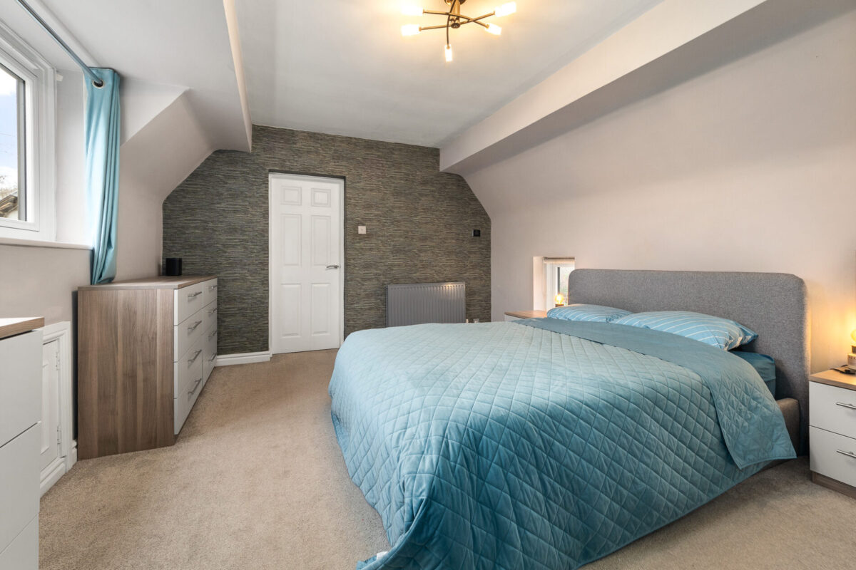 Dickens Heath Road, Shirley, B90