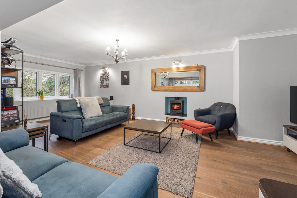 Dickens Heath Road, Shirley, B90