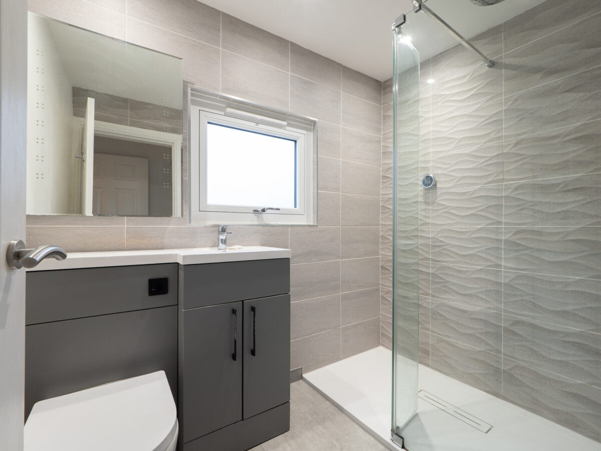 Dickens Heath Road, Shirley, B90