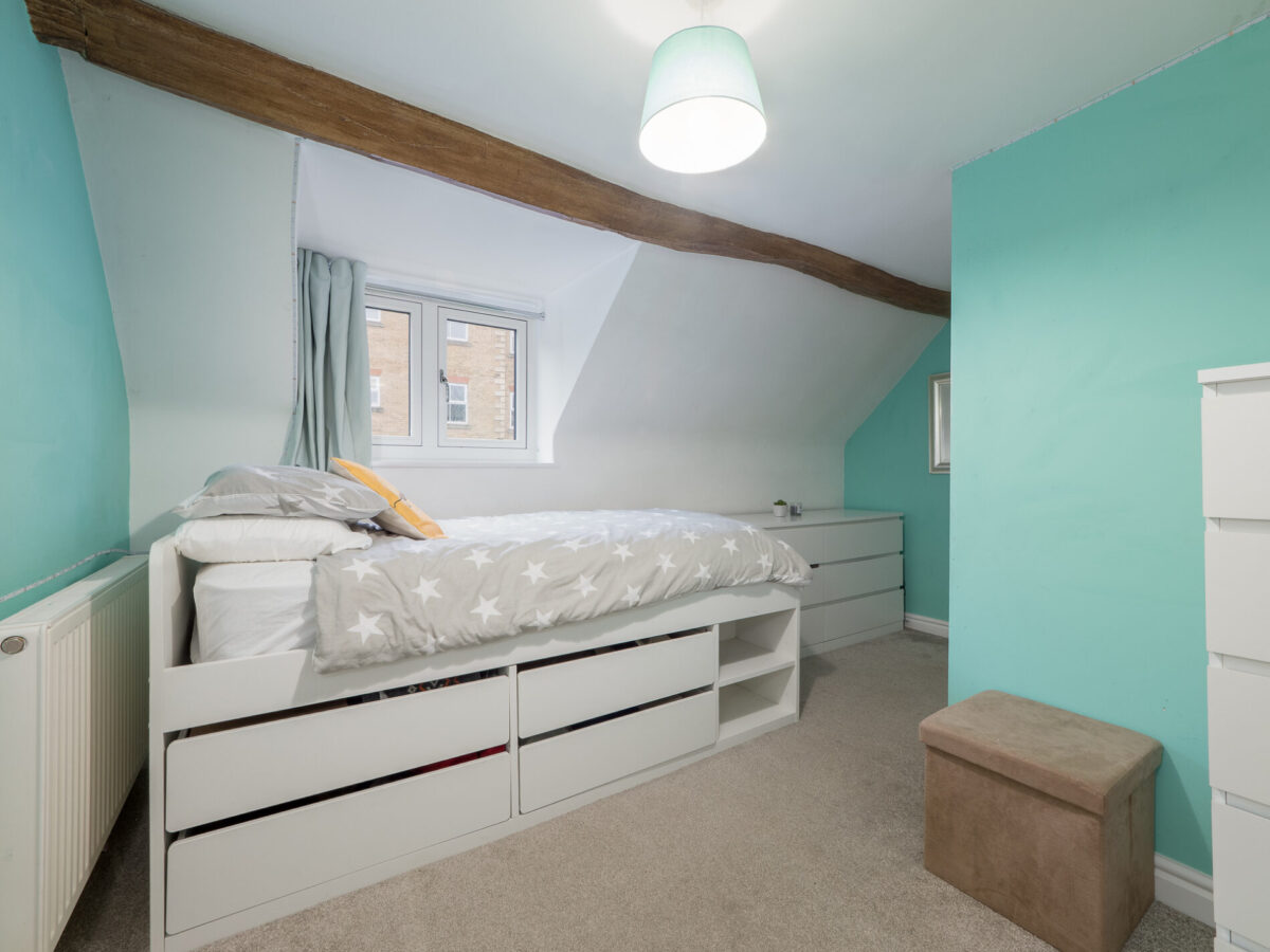 Dickens Heath Road, Shirley, B90