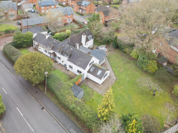 Dickens Heath Road, Shirley, B90