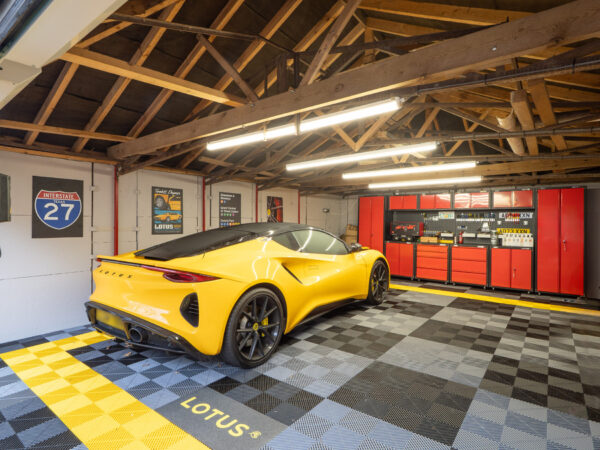 Dickens Heath Road, Shirley, B90