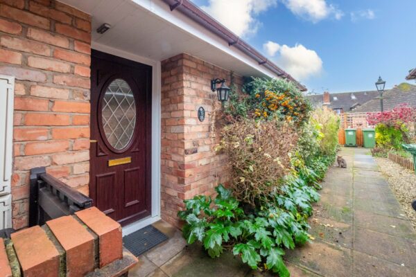 Avon Meadow Close, Stratford-Upon-Avon, CV37