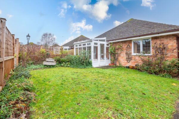 Avon Meadow Close, Stratford-Upon-Avon, CV37