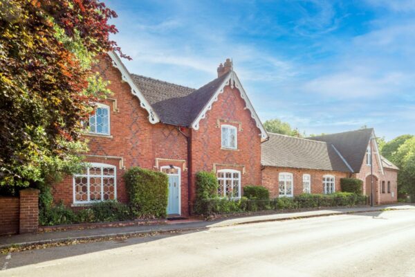 **SOURCED AND SOLD OFF MARKET THROUGH OUR PREMIUM VIP CLIENT SERVICE**