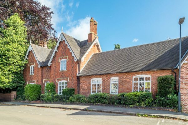 **SOURCED AND SOLD OFF MARKET THROUGH OUR PREMIUM VIP CLIENT SERVICE**