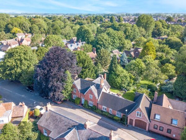 **SOURCED AND SOLD OFF MARKET THROUGH OUR PREMIUM VIP CLIENT SERVICE**