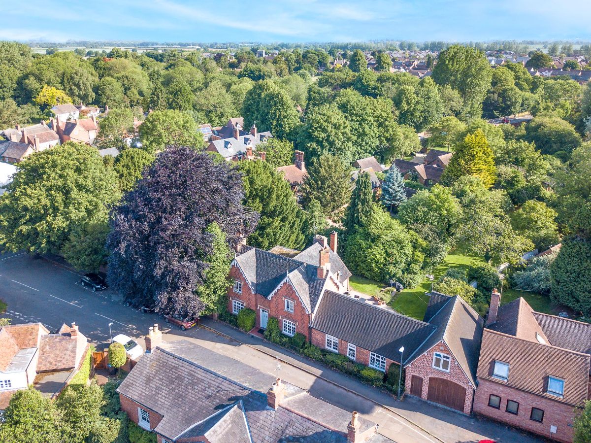 **SOURCED AND SOLD OFF MARKET THROUGH OUR PREMIUM VIP CLIENT SERVICE**