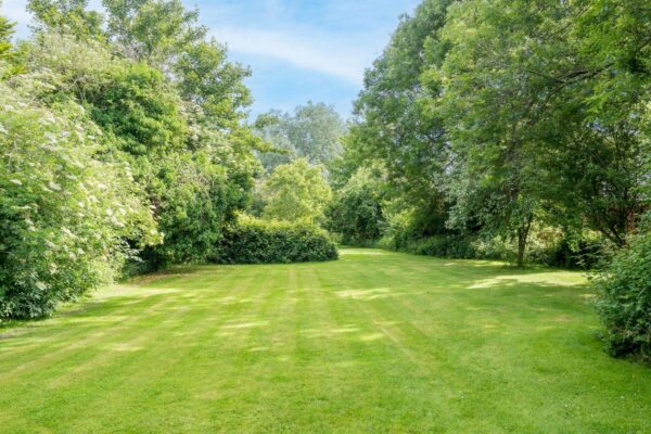 **SOURCED AND SOLD OFF MARKET THROUGH OUR PREMIUM VIP CLIENT SERVICE**