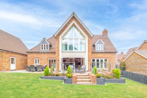 Hambleton House, Elmdon Close, Snitterfield, Stratford-Upon-Avon