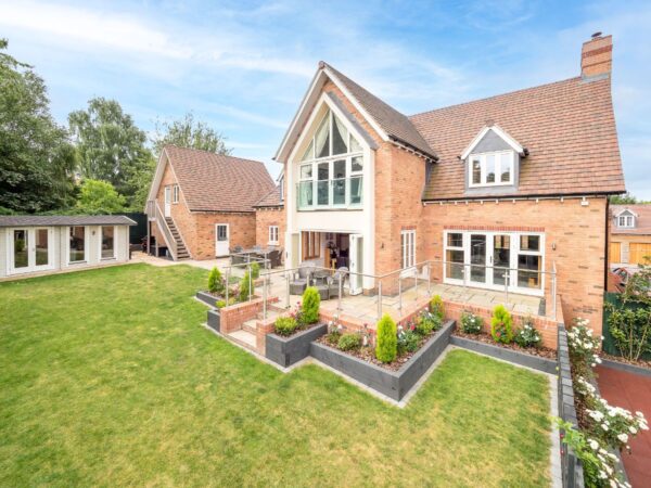 Hambleton House, Elmdon Close, Snitterfield, Stratford-Upon-Avon