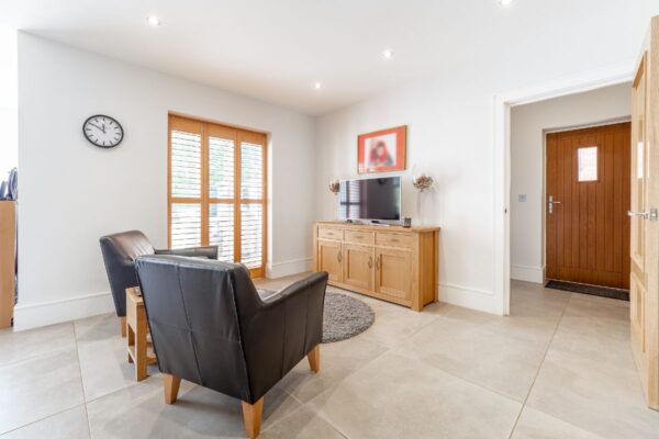 Hambleton House, Elmdon Close, Snitterfield, Stratford-Upon-Avon