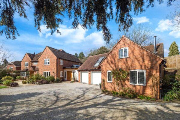 Elmdon House, Church Road, Snitterfield, Stratford-upon-Avon